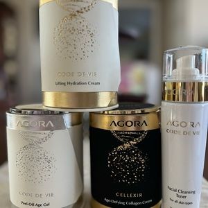 Agora Code De Vie Skincare Set - Cream, Black, Gold